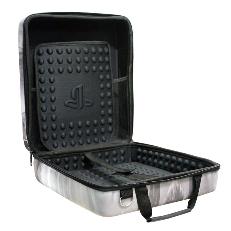 کیف حمل کنسول بازی پلی استیشن 4 مدل God of War Ragnarok — تصویر ۲