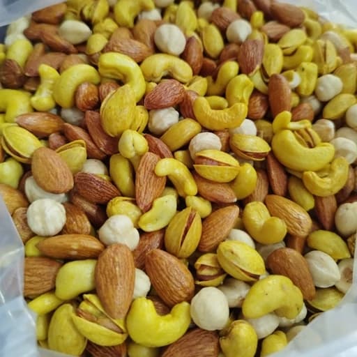 آجیل چهارمغز شور تازه مغزفندق سفید پسته اکبری(نیم کیلو) اجیل چهار مغز