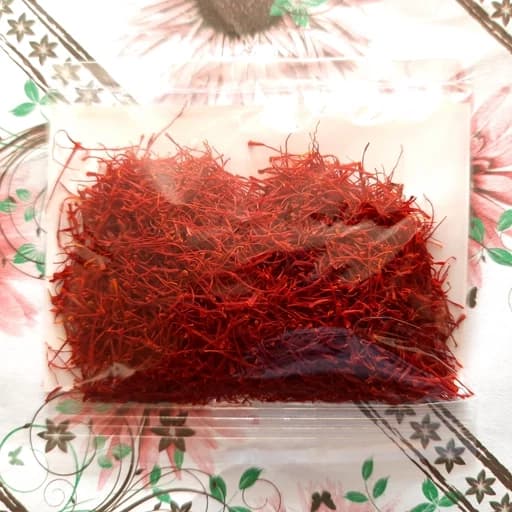 زعفران سرگل امسالی 4 گرمی درجه 1 (تضمین کیفیت)