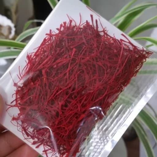 زعفران سرگل قائنات اعلای خراسان (نیم مثقالی) کیفیت فوق العاده با ضمانت مرجوعی