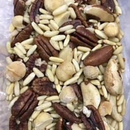 اجیل 4 مغز شاهانی (ماکادمیا ، پیکان، بادام برزیلی ،مغز چلغوز) 250گرم — تصویر ۳