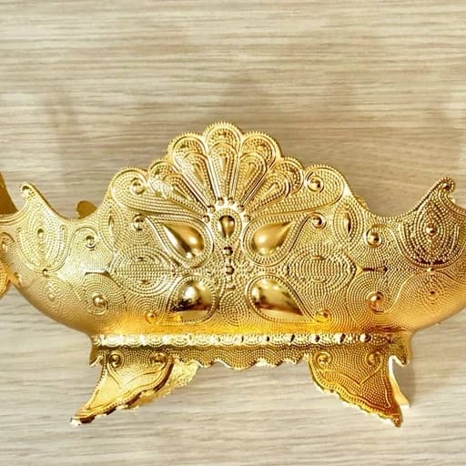 آجیل خوری طلایی سنا