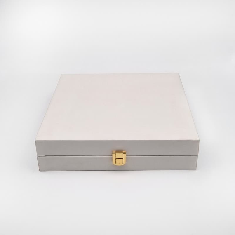 زعفران کادویی عاقله - 3 گرم به همراه گل محمدی - 80 گرم و هاون — تصویر ۵
