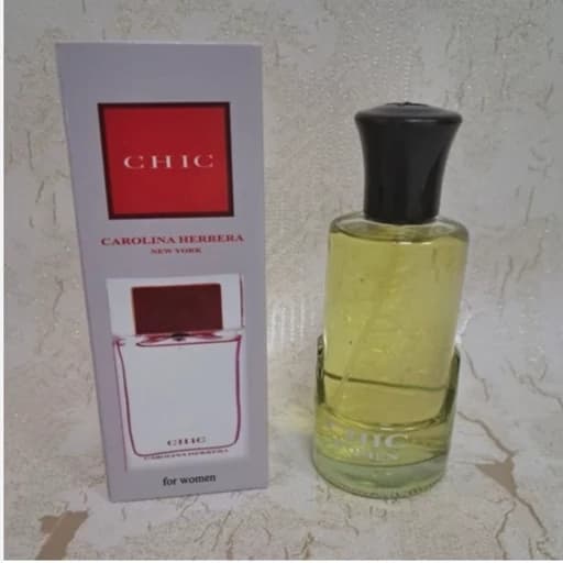 ادکلن کارولینا هرا شیک شرکت لوکابوسی 100 میل