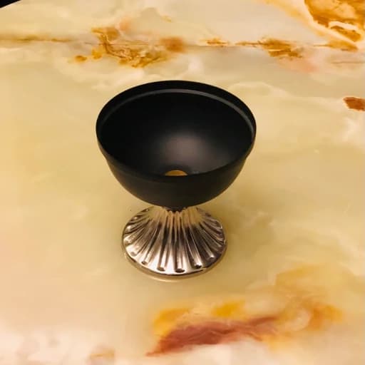 آجیل خوری مشکی با پایه نقره ای