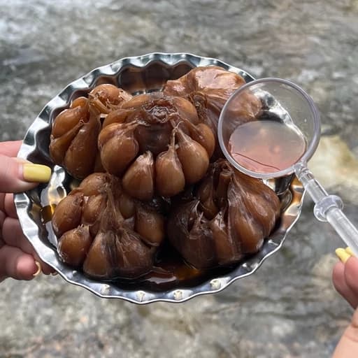 سیر ترشی ترد محلی سه ساله (3 کیلویی)