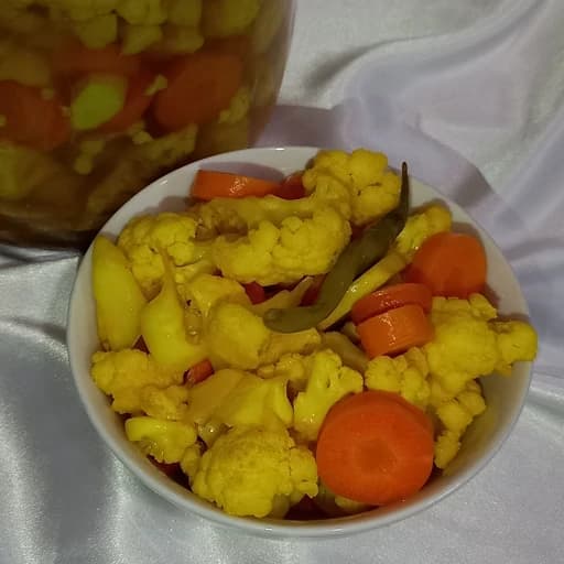 ترشی گل کلم مخلوط — تصویر ۲