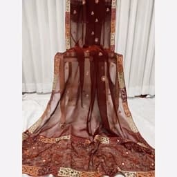 شال و روسری مجلسی ، حریر ، هندی ، حاشیه دار، گلدوزی ، زردوزی، سوزن دوزی، پولک دوزی، خاص و بی نظیر ، — تصویر ۵