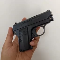 اسباب بازی کلت ساچمه ای ایرانی کلت ویرا تویز کلت ساچمه ای مدل c1 تفنگ ساچمه ای C1 مخصوص تیر ابری کلت فلزی پلاستیکی ویرا — تصویر ۶