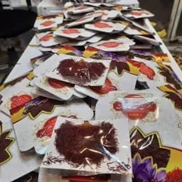 زعفران دسته دخترپیچ اصل قاینات — تصویر ۳