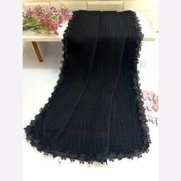 شال و روسری جدید محرمی، شال زنانه جدید 1404 شال شیک زنانه برشکا لبه گلدوزی شده بابونه وارداتی کد scarf001 — تصویر ۳