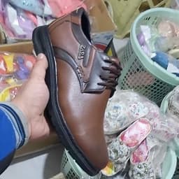 کفش مردانه چرم سوگو قهوه ای — تصویر ۳