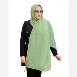 شال و روسری زنانه، شال پفکی مربعی منگوله دار قواره 190/75 مدل arad6726 — تصویر ۳