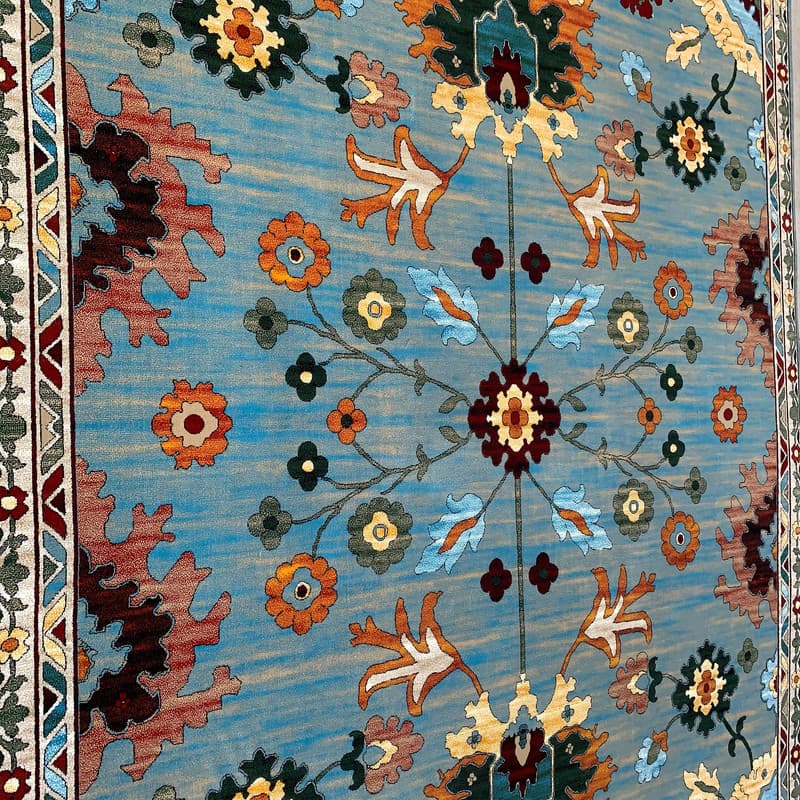 فرش ماشینی 700 شانه لک لک زمینه آبی حاشیه کرم مدل 2014 — تصویر ۴