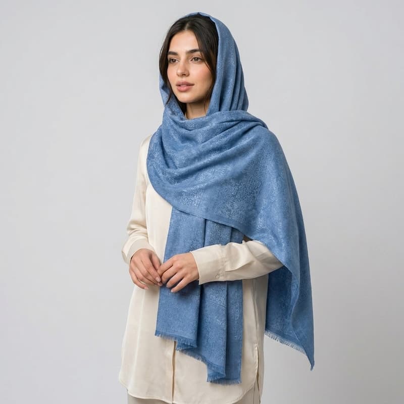 شال نخ زنانه مدل ژاکارد شاین دار با طول و عرض 70x190 سانتیمتر — تصویر ۲