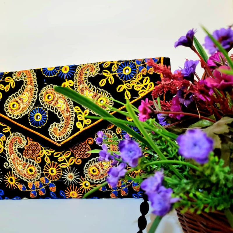 کیف دستی دست دوز زنانه مدل کیف سوزندوزی — تصویر ۸