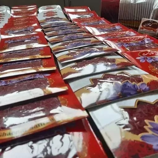 زعفران نگین سنتی یک مثقالی فروش ویژه چاشنی خاتون