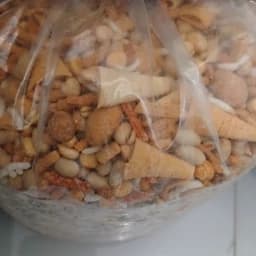 آجیل سلامت میکس تنقلات 500گرمی — تصویر ۳