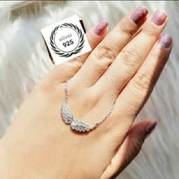 گردنبند نقره زنانه ،طرح بال فرشته عیار 925و آبکاری طلا سفید — تصویر ۵