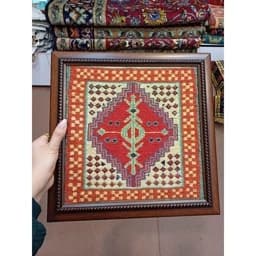 تابلو ورنی(گلیم سوزنی) پشم دستباف آذربایجان پس کرایه — تصویر ۳