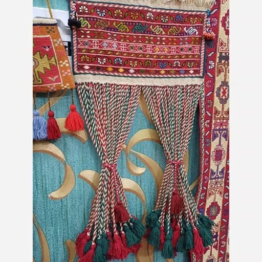 پرده سنتی گلیم سوزنی مرینوس دستباف آذربایجان پس کرایه