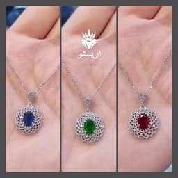 گردنبند نقره جواهر (با زنجیر) نگین رنگی.سبز.قرمز و آبی میکرو عیار 925 با آبکاری طلاسفید بسیار شیک و خاص همراه با فاکتور — تصویر ۳