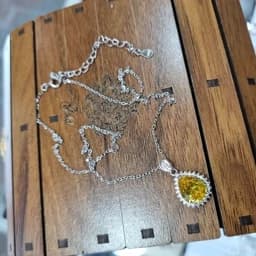 گردنبند نقره زنانه اشکی سیترین سنتتیک باعیار 925 و آبکاری طلا سفید — تصویر ۳