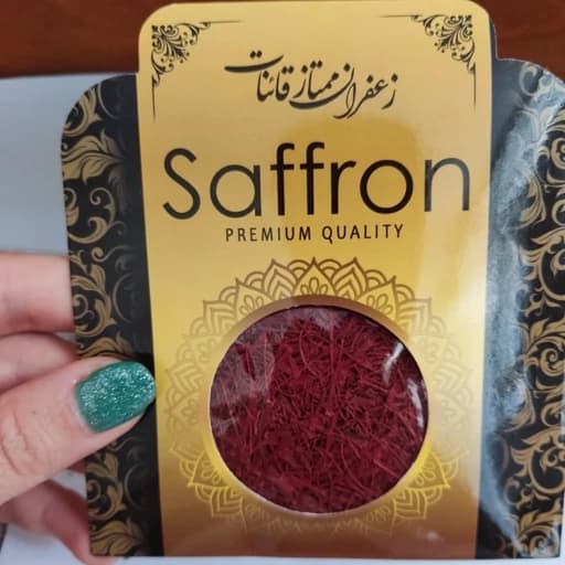 زعفران سرگل نیم مثقالی ممتاز قائنات (( همراه مقداری ریشه))