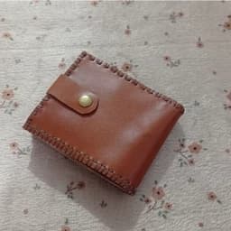کیف پول فانتزی جیبی مردانه و زنانه چرم دست دوز ( چرم طبیعی) — تصویر ۳