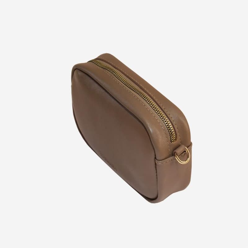کیف دوشی زنانه چرم آرا مدل d058 — تصویر ۱۰