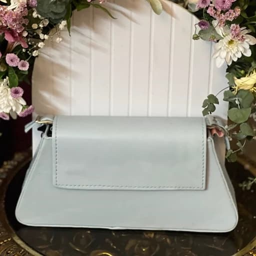 کیف زنانه ذوزنقه ای آبی پاستیلی، عسلی، بنفش، کیف دخترانه،کیف قایقی،کیف دوشی، کیف مجلسی، کیف چرم،کیف بنددار،کیف