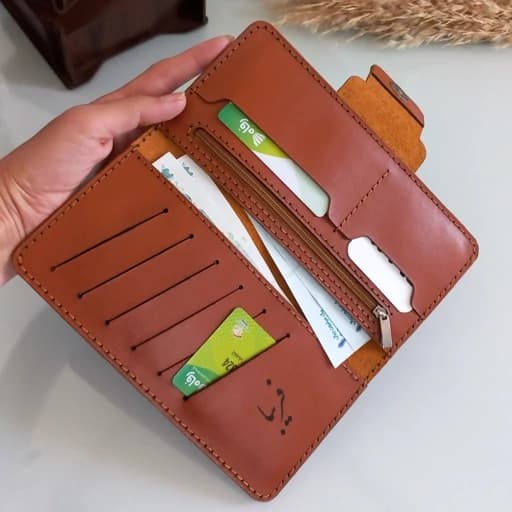 کیف پول زنانه .چرم طبیعی .تمام دستدوز — تصویر ۲