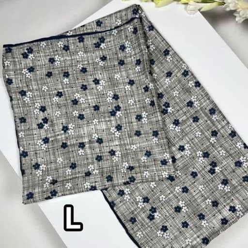 شال وروسری روسری طرح آیدا جنس نخی