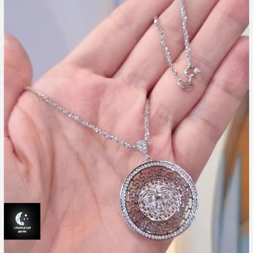گردنبند نقره زنانه ورساچه با زنجیرخاویاری عیار 925و آبکاری طلا سفید