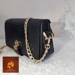 کیف دوشی زنانه چرم طبیعی دستدوزکد 250 — تصویر ۳