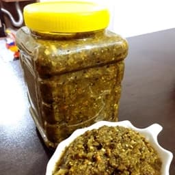 ترشی نازخاتون در بسته بندی یک کیلویی — تصویر ۳