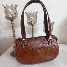 کیف زنانه دستی چرم طبیعی گاوی — تصویر ۳