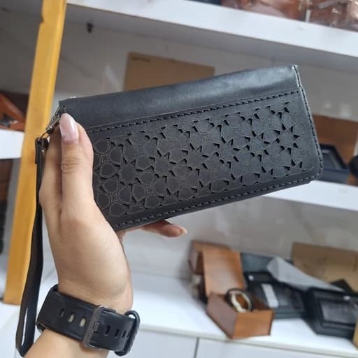 کیف پول زنانه طرح کیهان چرم طبیعی گاوی 12 کارت