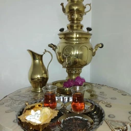 چای ایرانی سرگل وزین (1405) ممتاز لاهیجان بسیار خوش طعم و خوش رنگ (900گرمی )محصول 1404