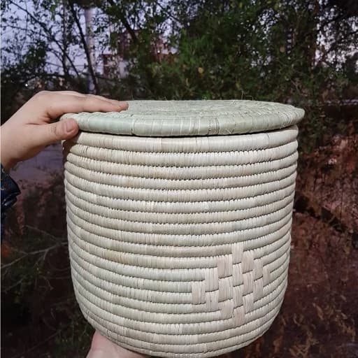 سبد استوانه حصیری برای جای برنج و حبوبات و همچنین جای اسباب بازی ،لباس کودک (هزینه ارسال درب منزل