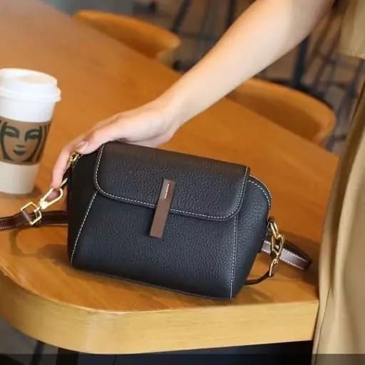 کیف دست دوز چرم طبیعی زنانه 6960