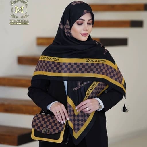 ست کیف و روسری(شال) مشکی قهوه ای چهارخونه با روسری نخی قواره 130 یا شال نخی