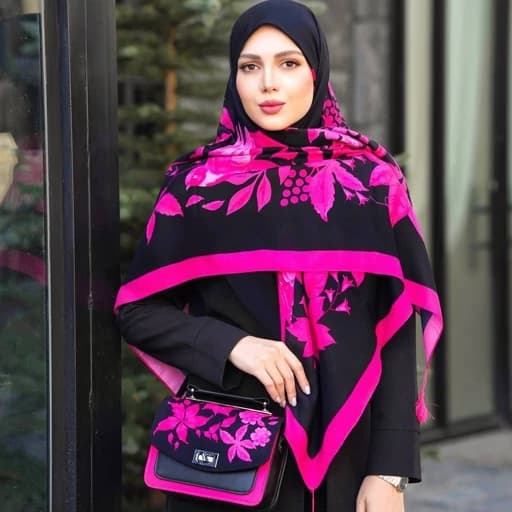 ست کیف و روسری رنگ سرخابی ست کیف و شال مشکی سرخابی روسری نخی سرخابی mo1034