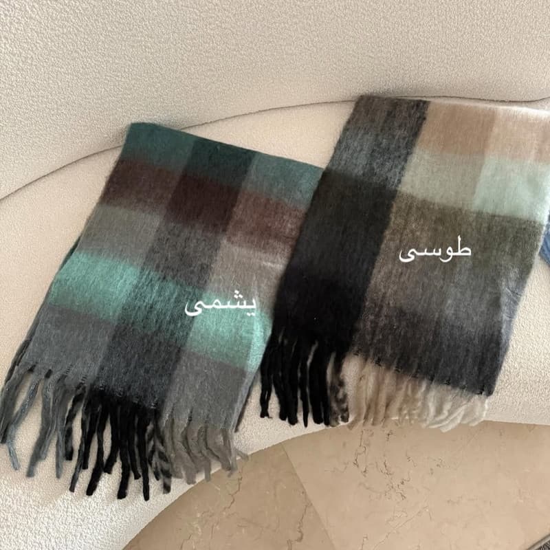 شال گردن زنانه مدل بیگ اسکارف طرح چهارخونه — تصویر ۴