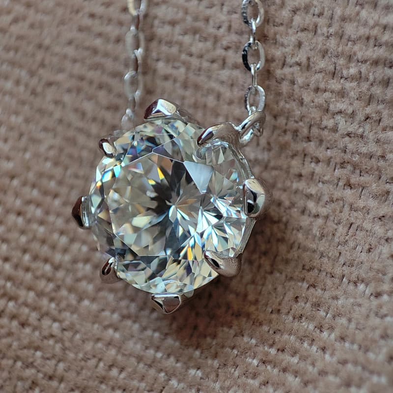 گردنبند نقره زنانه مدل Round Diamond — تصویر ۳