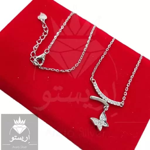 گردنبند نقره پروانه عیار 925 ایتالیایی با آبکاری طلاسفید بسیار شکیل و خاص همراه با فاکتور