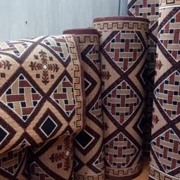 گلیم ماشینی کاشان طرح حصیری کلاسیک کناره برشی عرض (2/73*80)پس کرایه — تصویر ۳