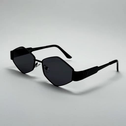 عینک آفتابی سلین CELINE شش ضلعی تمام مشکی کیفیت مستر به همراه کاور پارچه ای و دستمال — تصویر ۲