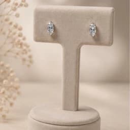 گوشواره نقره خارجی 925 iam طرح لوزی — تصویر ۳