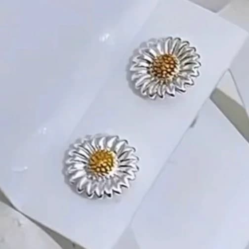 گوشواره نقره 925 گل بابونه
